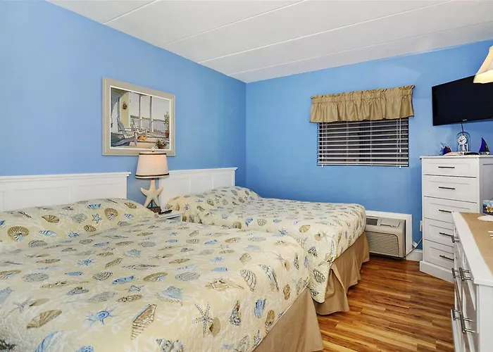 Decatur House Apartment *