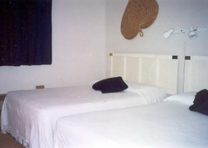 Decatur House Apartment *